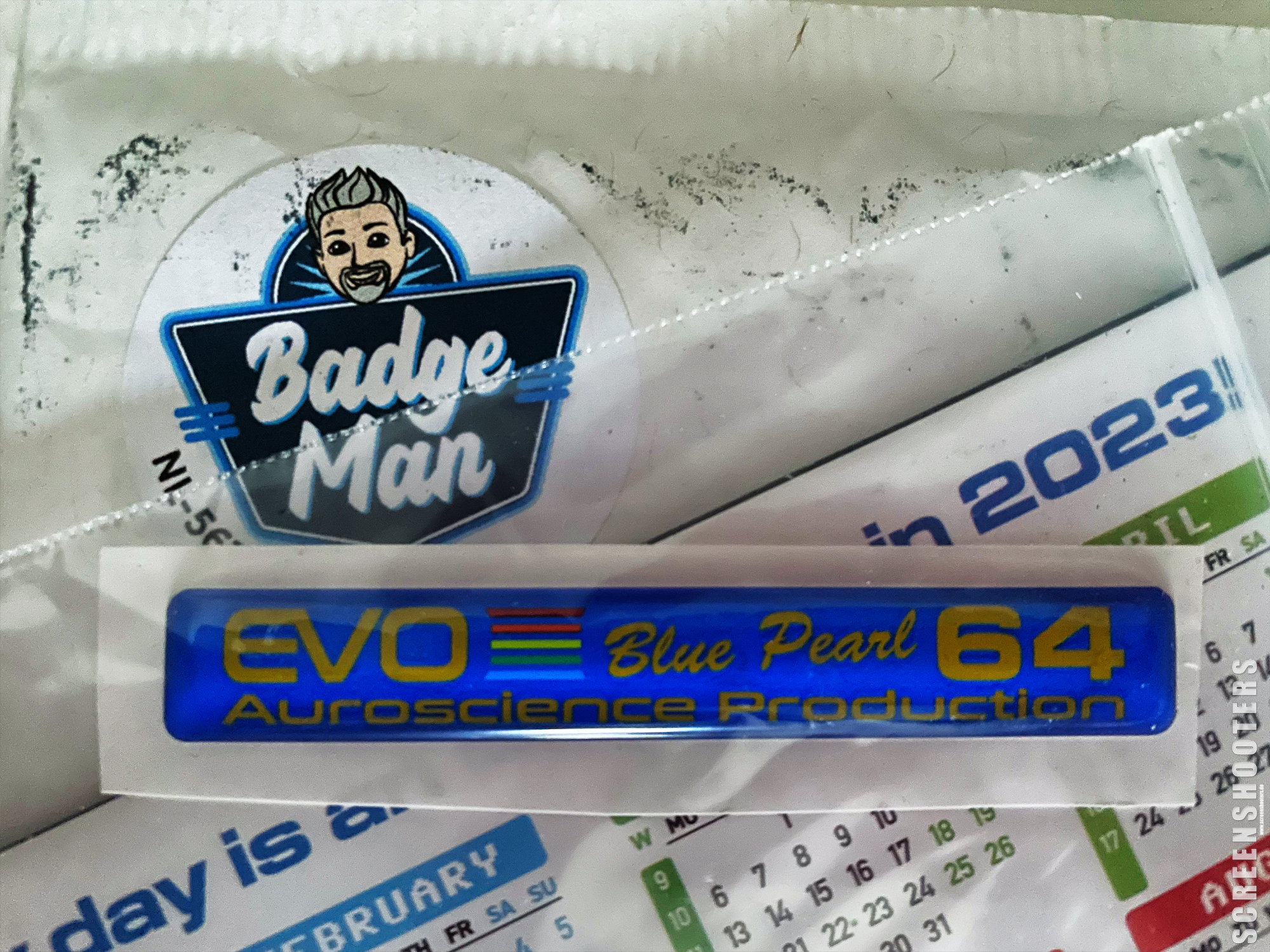 C64-197_BluePeal_02.jpg